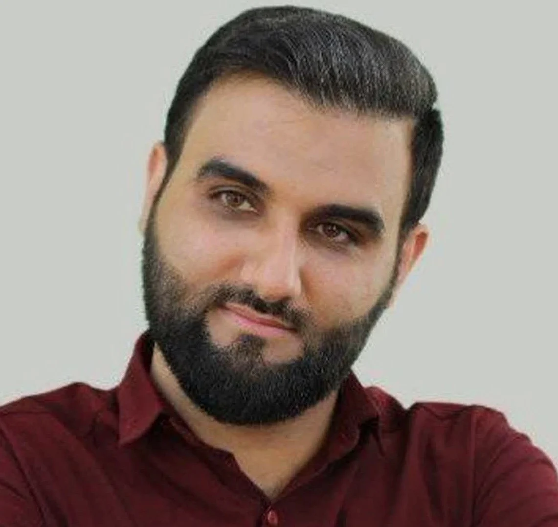 نویسنده کتاب ترگل ورگل میمانم :عماد داوری دولتآبادی
